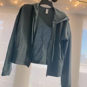 90 Degree Cropped Gym Turquoise Zip Up